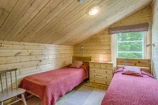 Дома для отпуска Ruka Safaris - Alinan Tupa Рука Дом для отпуска с 5 спальнями и видом на озеро-9